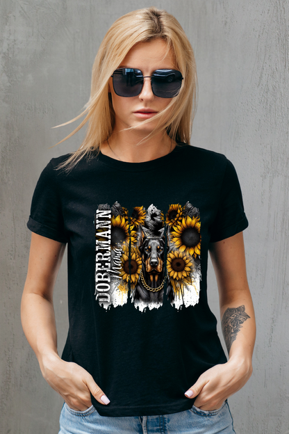 Dobermann Mama Split T-Shirt